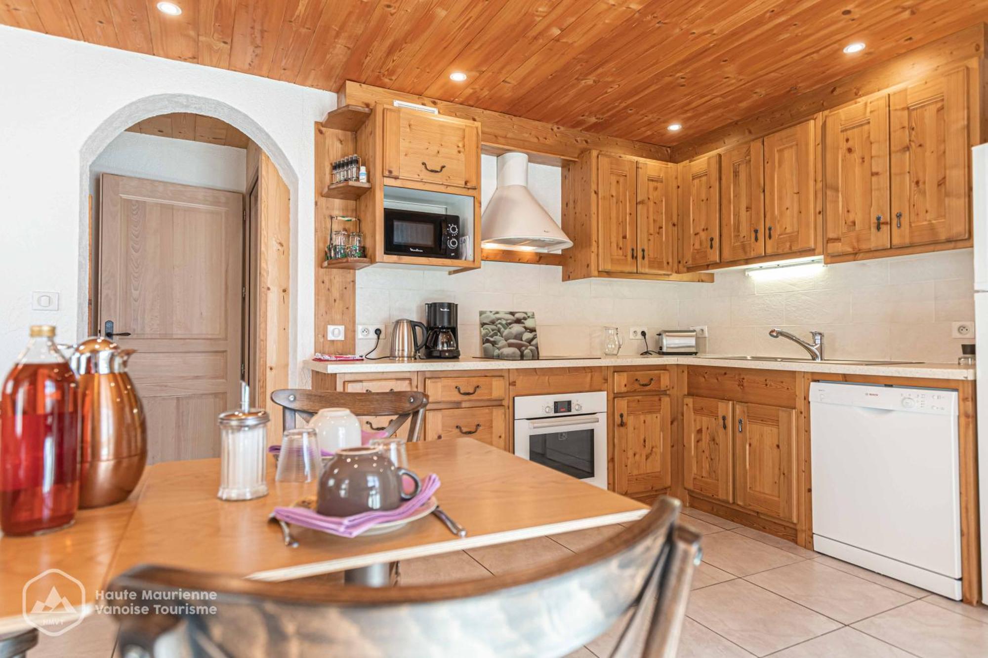 Chalet Le Bois Joli บอนเนวัล-ซัวร์-อาร์ค ภายนอก รูปภาพ