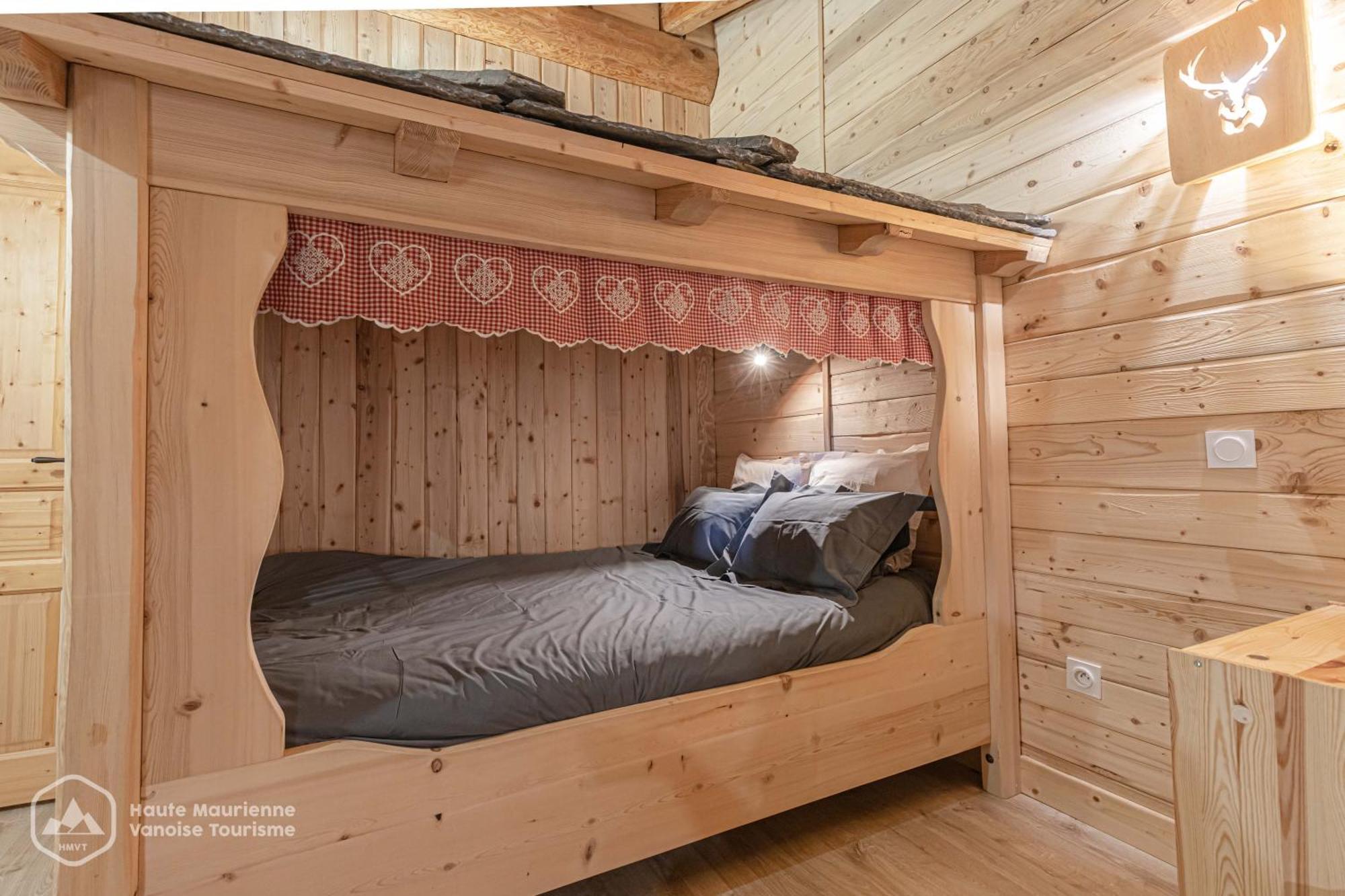Chalet Le Bois Joli บอนเนวัล-ซัวร์-อาร์ค ภายนอก รูปภาพ